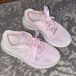 Kids pink Nike sneakers with ribbon lace size 1Y